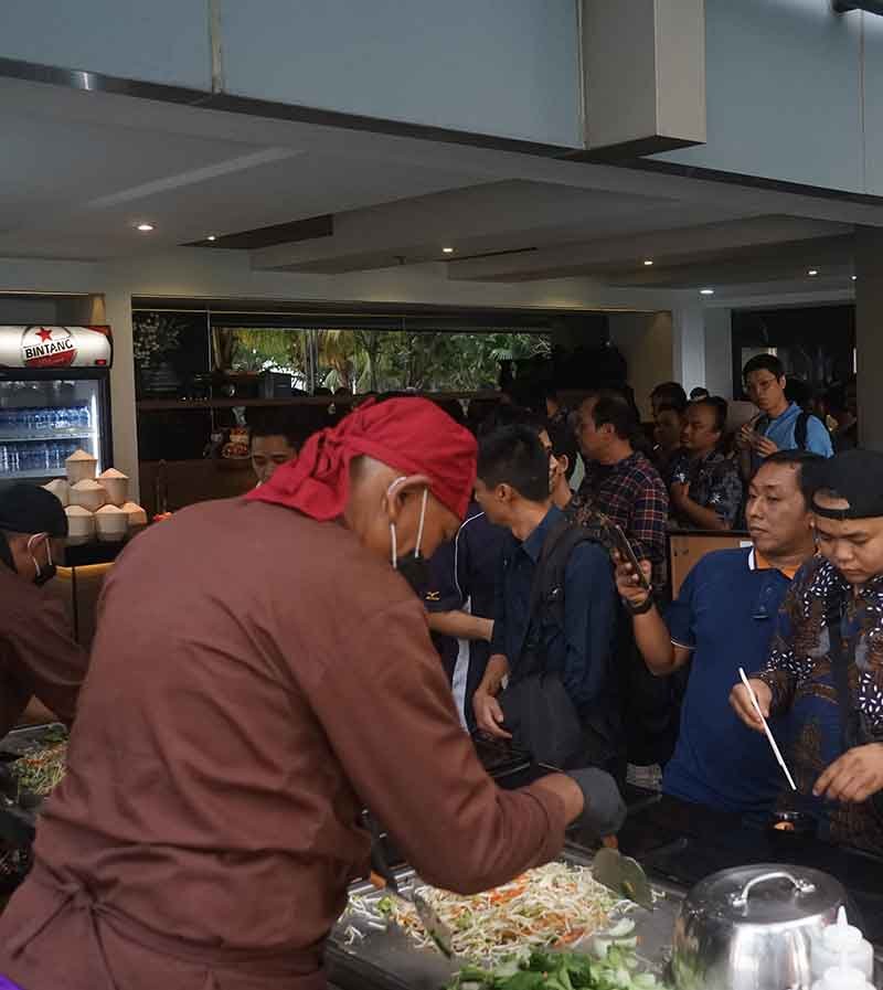 Image gallery marquee